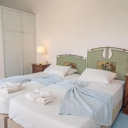Architect's House Ferienhaus Asos
